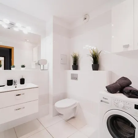 شقة Center - 3 - Parking Place فروتسواف