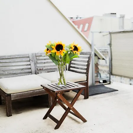 Center - 3 - Parking Place