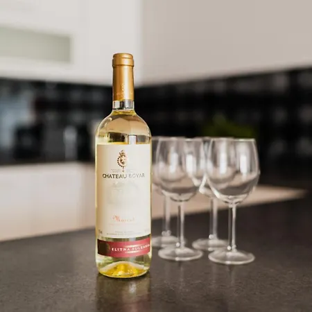 Center - 3 - Parking Place Appartement